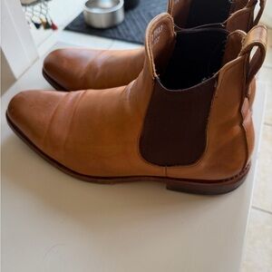 Allen Edmonds Men's Cognac Leather Chukka Boots